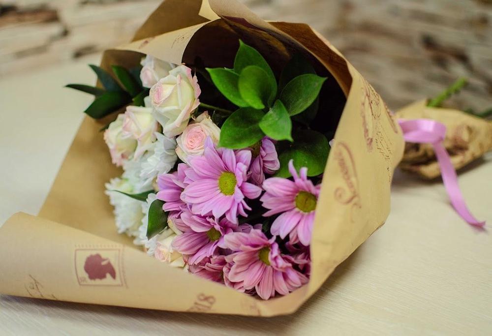 Букет цветов из: Розы и Хризантемы в Ям