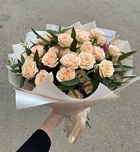 Букет Кремовые розы Латте в Ям
