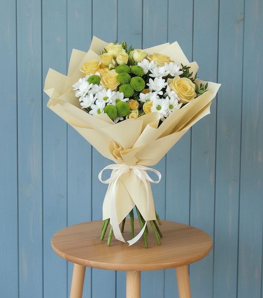 Букет цветов из: Хризантемы и Розы в Ям