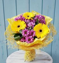 Букет цветов из:  Хризантемы и Герберы в Ям